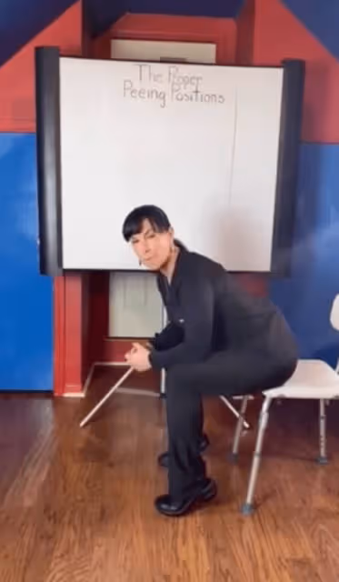 女性注意!感覺沒尿乾淨「恐引發腎衰竭」 婦科醫「教導正確尿姿」網友驚呼:解決多年困擾