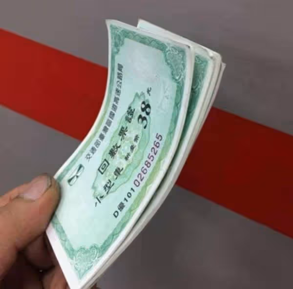 還記得國道回數票嗎? 老司機曝「不只過路收費」還有隱藏用途:沒錢都靠它!