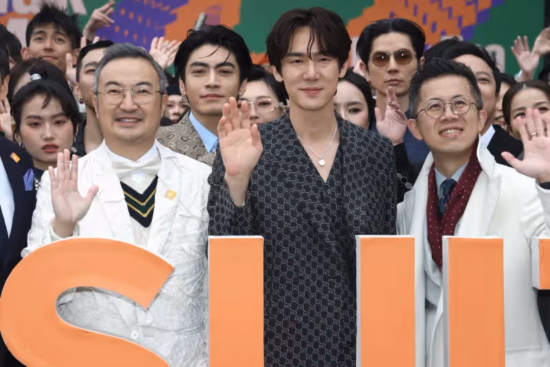 韓星柳演錫現蹤信義區撂中文　自曝是個「西裝富翁」