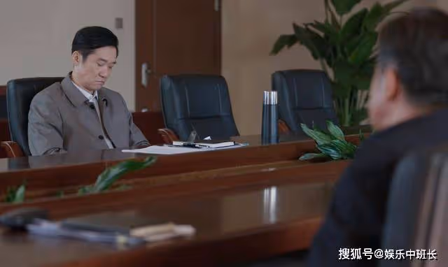 《江河日上》400多個問題,早已暗示廖書記退位,是給鄭寒江騰位置