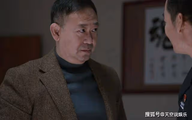 《江河日上》看了錢起對盆栽的態度，才懂廖宇正活得有多清醒