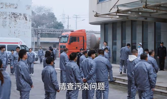 《江河日上》16人患癌死亡,鄭寒江攤上大事,廖宇正烏紗帽難保了