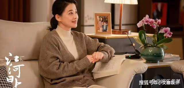 |劇評解析|《江河日上》肖雪遺願清單被發現,鄭寒江辭職陪老婆南極旅遊
