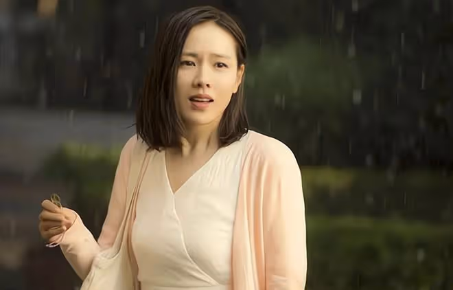 為省每月6千保姆費,請母親來帶孩子,男人:險些搭上一半身家