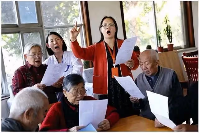 親戚每有紅白喜事嫂子都找藉口不幫忙，如今她兒娶妻，大家都學她