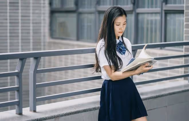 十二星座女都是怎麼面對曖昧的