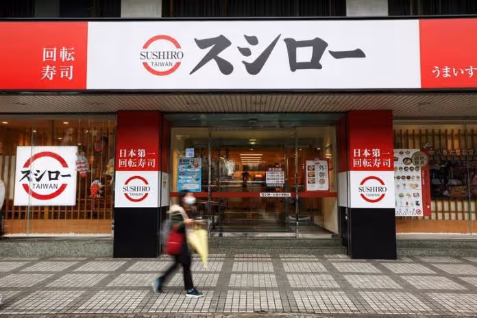 壽司店狂嗑1小時!2位大媽「結帳竟然是0元」黑暗手法曝光…店員傻眼:「直接走出去就好」