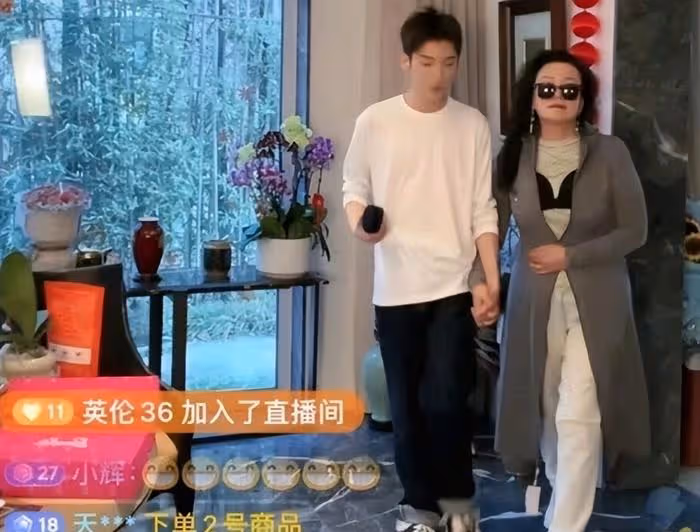 張蘭大破防!直播間激動回擊爭議,暗諷有人抹黑自己:卑鄙無恥