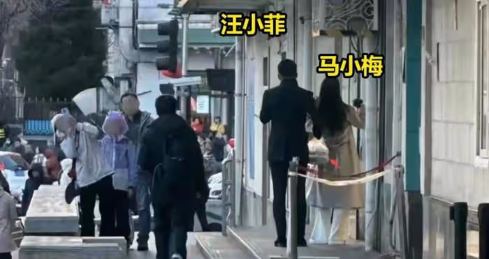 張蘭大破防!直播間激動回擊爭議,暗諷有人抹黑自己:卑鄙無恥