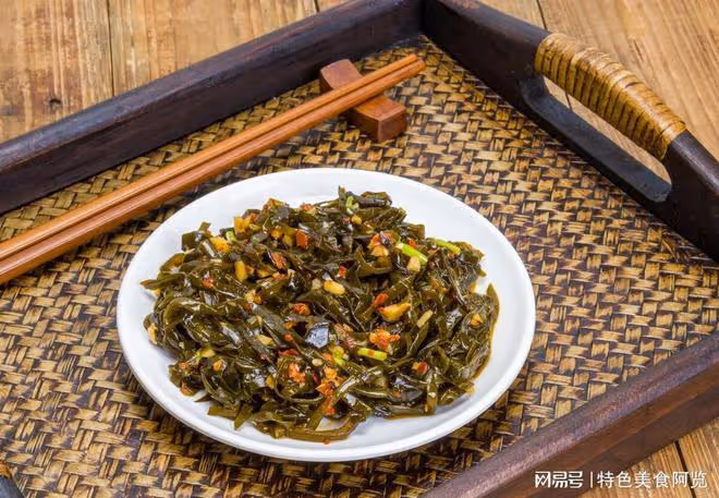 50歲以後要養骨，多吃這5類食物，腿腳有勁，走路更有力