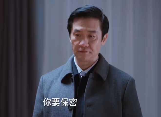 《江河日上》鄭寒江私藏證據,為了保護錢起?他也不是守法之人