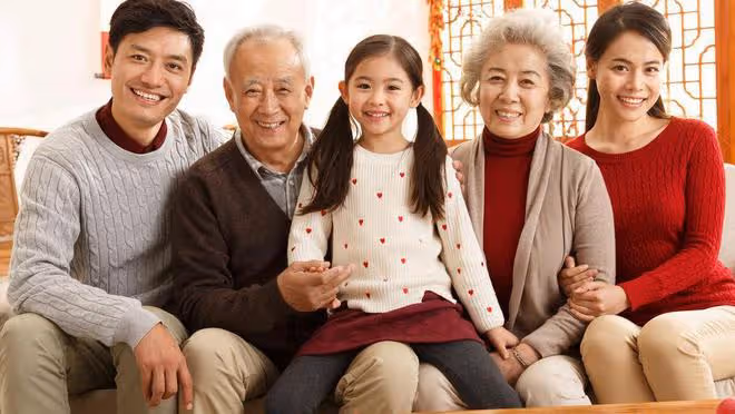 失孤老人為何害怕再婚？62歲大媽和67歲教授，如何打好再婚這張牌