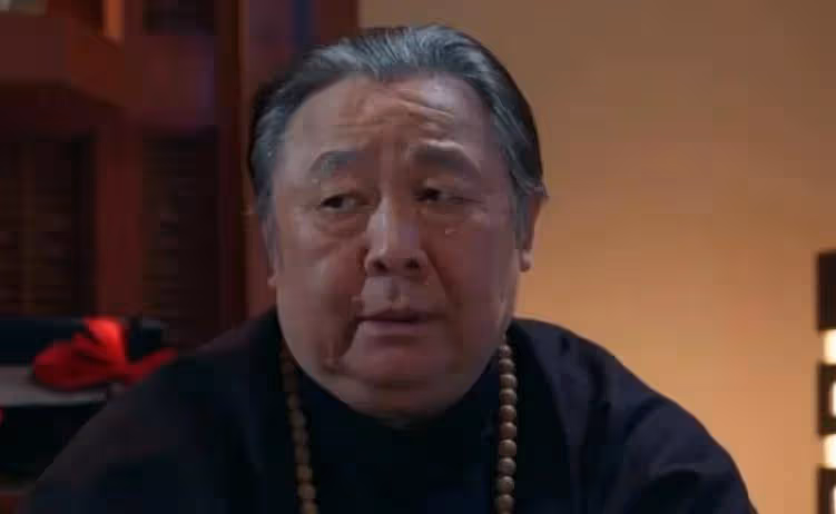 76歲TVB男星榮升繼父!稱沒過問生父是誰!望掙錢供8歲繼女上學