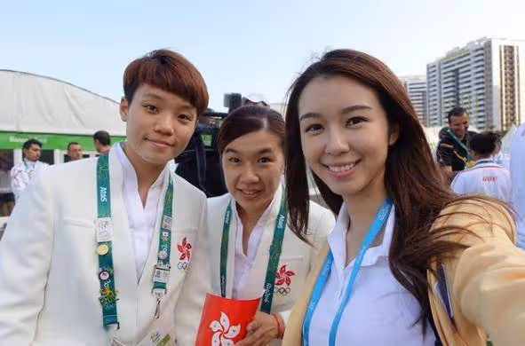 TVB前花旦大曬另類婚照!與準新郎海邊喝啤酒!