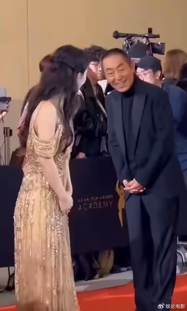趙麗穎獲亞洲電影大獎,新劇將播,還想和張藝謀導演再合作