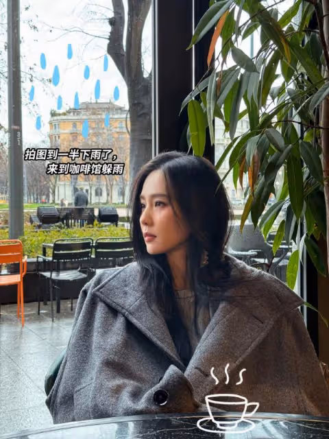 楊冪連續三年為劉詩詩慶生,甜喊「親愛的小劉」,詩冪太美好了