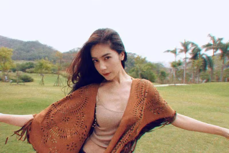 《狂蟒之災》《裂戰》夏若妍太驚艷！火辣身材性感迷人