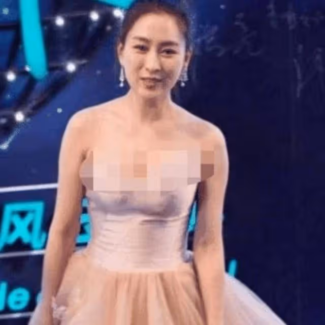 39歲馬蘇真人長啥樣?看到無濾鏡下的她,網友:路人一個