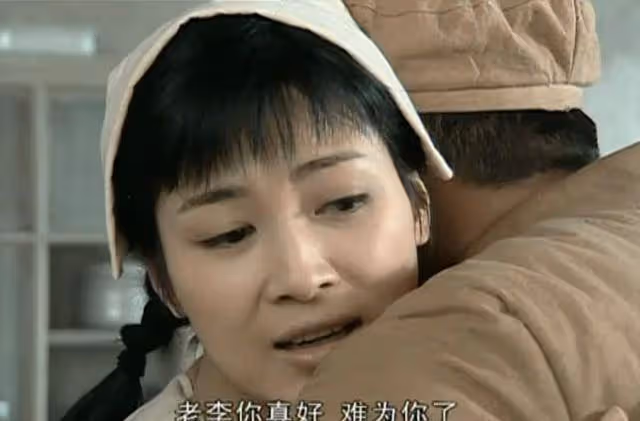 國家一級演員捧紅的女星,「乳膠」身材太好,氣質尤其出眾