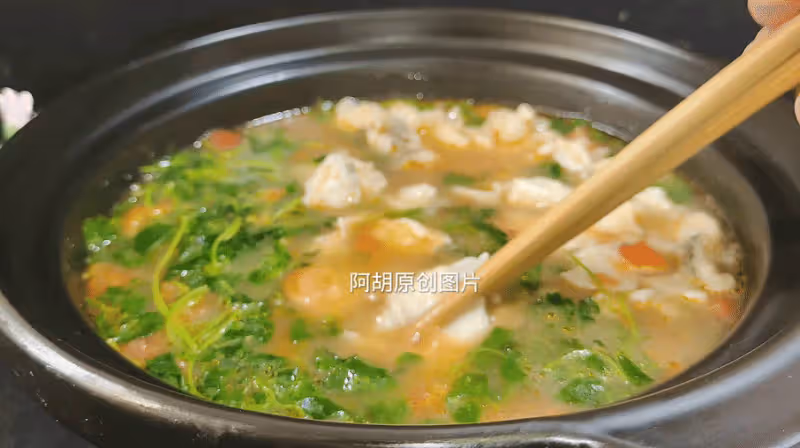 春天時快吃它,一口鮮嫩金不換!搭配魚片燒一碗,鮮到飛起、嫩透了