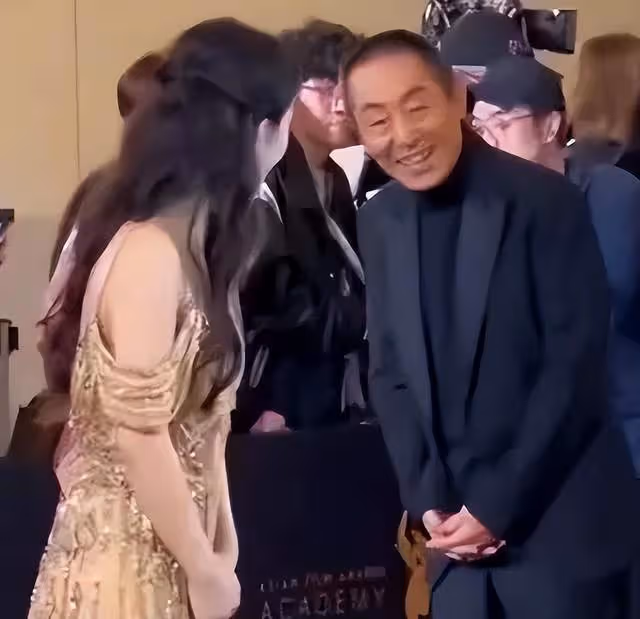 陳建斌問趙麗穎:合作拍戲為何只找張藝謀,不找我,穎寶回答顯情商