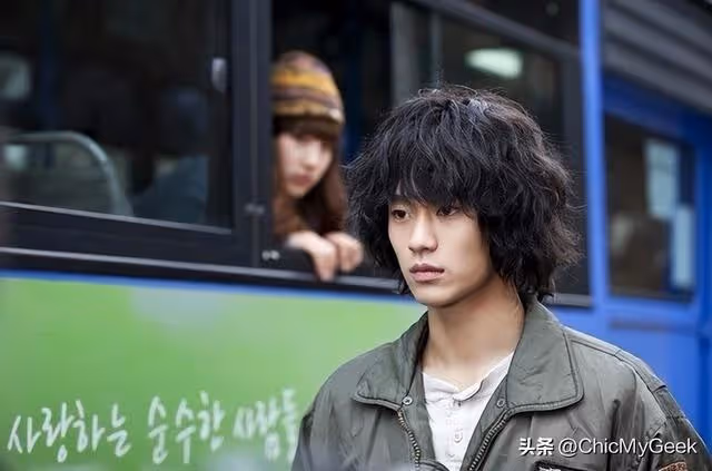金秀賢《淚之女王》開播,演技男神4次才考上大學!