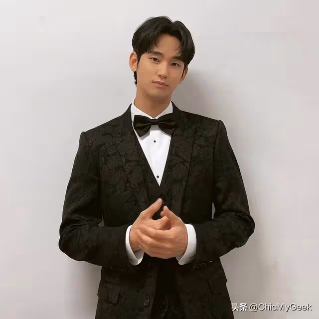 金秀賢《淚之女王》開播,演技男神4次才考上大學!