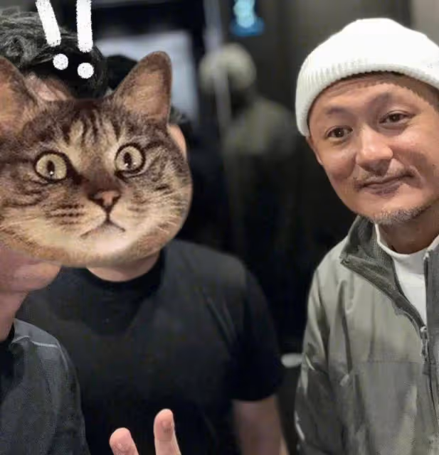 42歲余文樂像60歲老頭子,鬍子花白滿臉皺紋,狀態不如劉德華