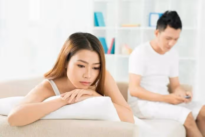 婆婆來家裡養老!老公交代我「每天做剩飯給婆婆吃」我很納悶,婆婆走後「得知真相」氣瘋:難怪