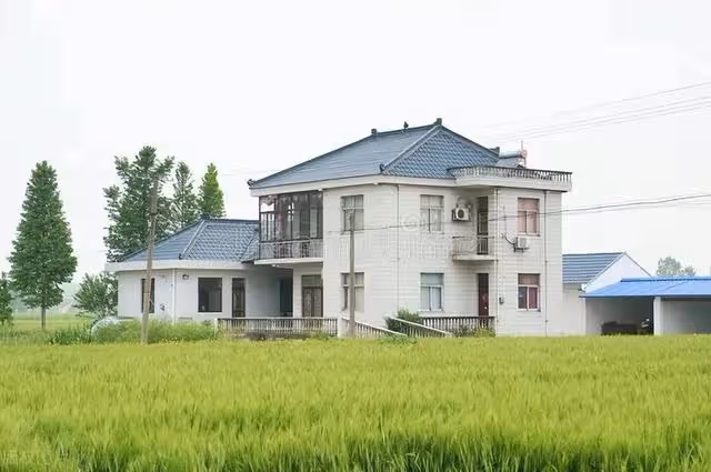 我只生一個兒子!過年想給他驚喜「直接跑到他家樓下」 打19通電話都沒接「上樓推開門」心碎了