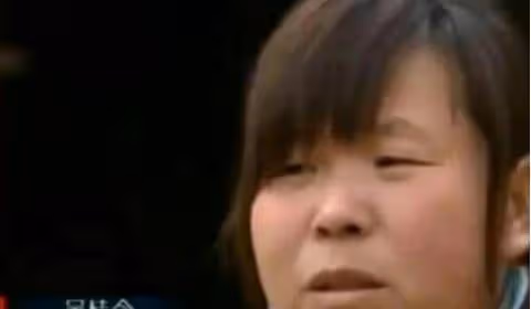 被哥哥甩2巴掌！15歲妹妹「癱瘓20年」暴瘦至30公斤　監控拍下「詭異一幕」妹妹的秘密被拆穿