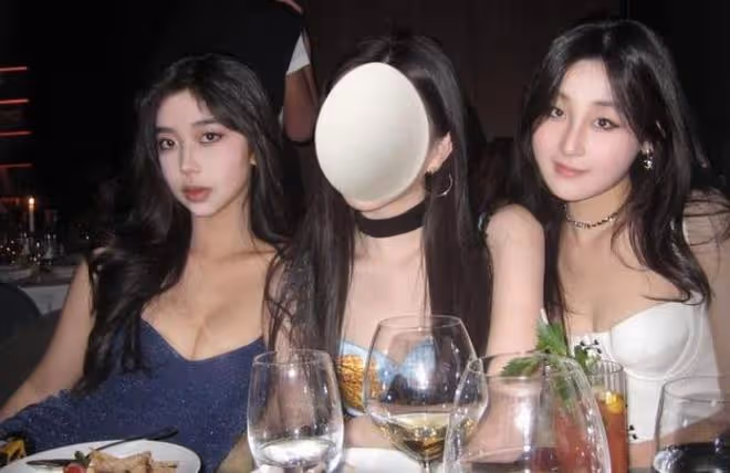 李嫣穿露肩裙出席酒會,戴耳環風格優雅,像一位古典公主