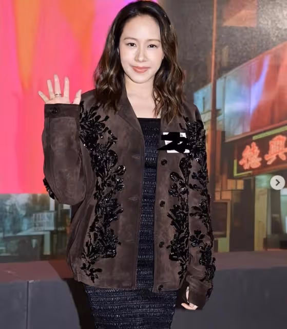 45歲林嘉欣變胖了,離婚半年和樂基兒一樣,成了大碼美女