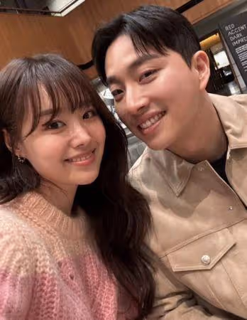 快訊／SECRET宋枝恩要結婚了！認愛才4個月　嫁給輪椅族YTR朴偉