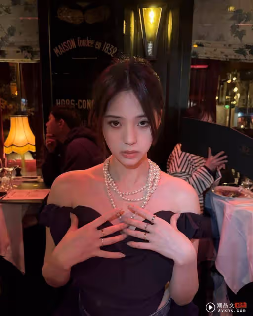 歐陽娜娜高冷臉曬優雅「狂擠超凶」發覺太露急遮胸！8萬網看光炸鍋