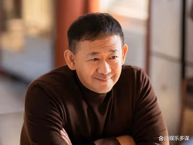 江河日上:磷礦石加工廠爆出保護傘33位,鄭寒江榮獲一等功升書記