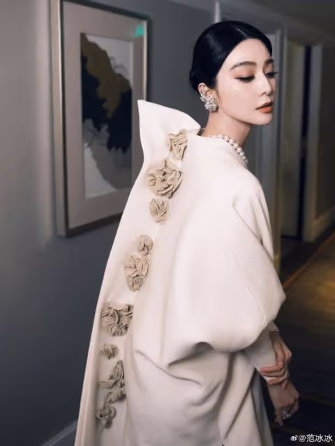范冰冰罕曬與李英愛合照，猛夸對方美貌，兩位美神合體超養眼