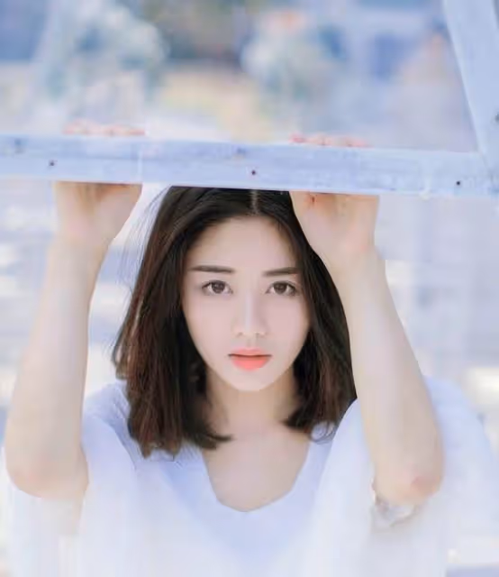 女人對一個男人思念，見面時的顯著「舉動」如何解讀？