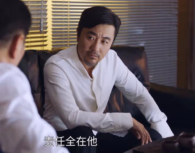 《江河之上》首播高能:化工廠爆炸,村民告狀,高偉光抓到王牌了