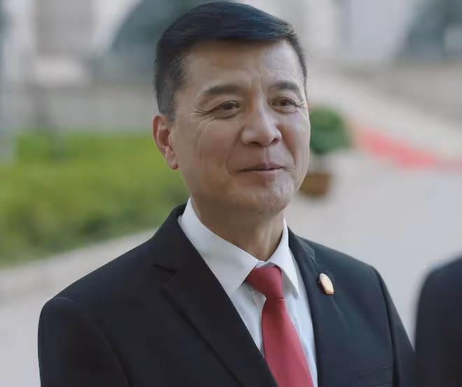 才播2集,全國收視率第一,終於有讓我熬夜狂追的央視反腐劇了!