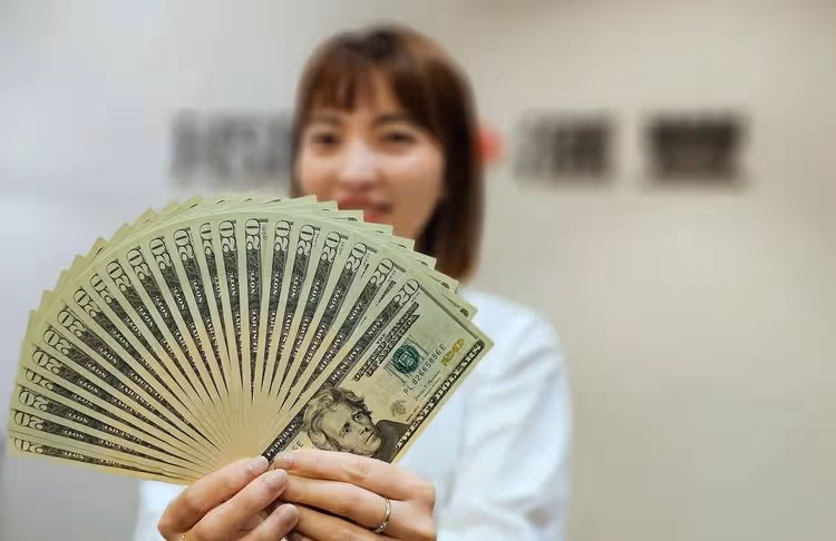 一銀美元優利快閃5.3%　滙豐搶高資產客戶最高喊上7%