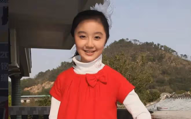「點讀機女孩」媽媽發聲道歉!承認是庫存視頻:女兒目前在康復中