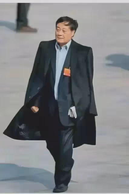 首富鍾睒睒反擊來了！早餐只喝一碗粥兩個雞蛋，向宗老看齊了！