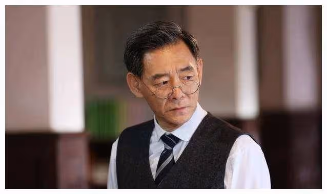 他是國家一級演員,一生不接廣告,如今74歲成人生贏家