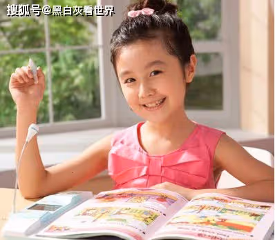 點讀機女孩翻車造假，甩鍋給MCN公司，高君雨母親收捐款至今未道歉