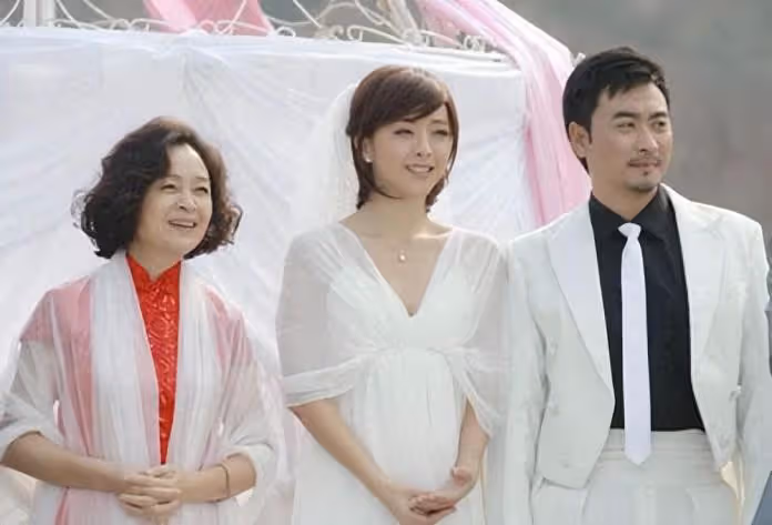 一碗水端不平!婆婆「偏心弟媳一家」讓我心生不滿 我用一張照片「直接導致弟媳離婚」卻落得眾叛親離