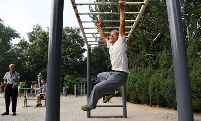 能活到100歲的老人!大部分在60歲後「不做3件事」 堅持下去:你也會活得更久、更健康