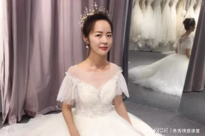 不遠千里參加朋友的婚禮,她連住宿問題都不管,我拉黑她錯了嗎?