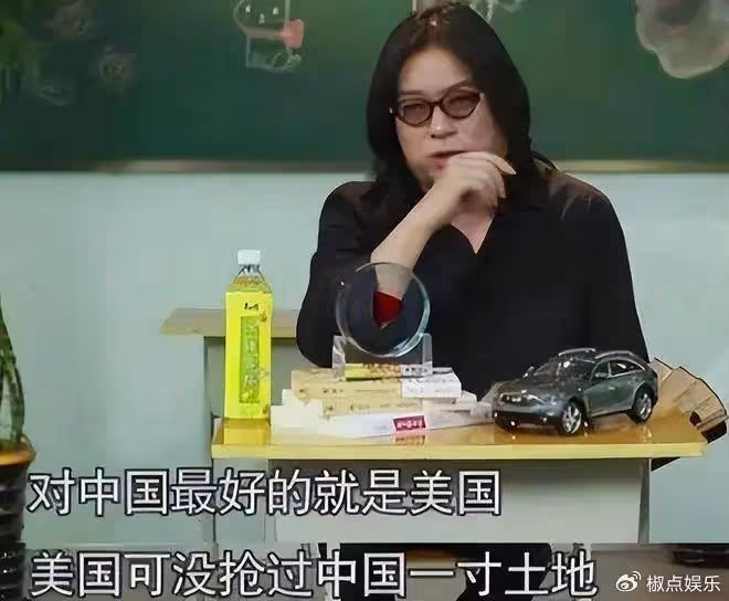 「拋棄女友、捧日親美、改換國籍」的才子高曉松，現在活成了一個笑話