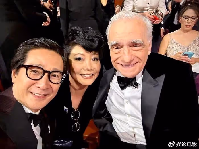 關繼威懶理被歧視爭議，狂曬與好萊塢大佬們的合影，秒變合影達人